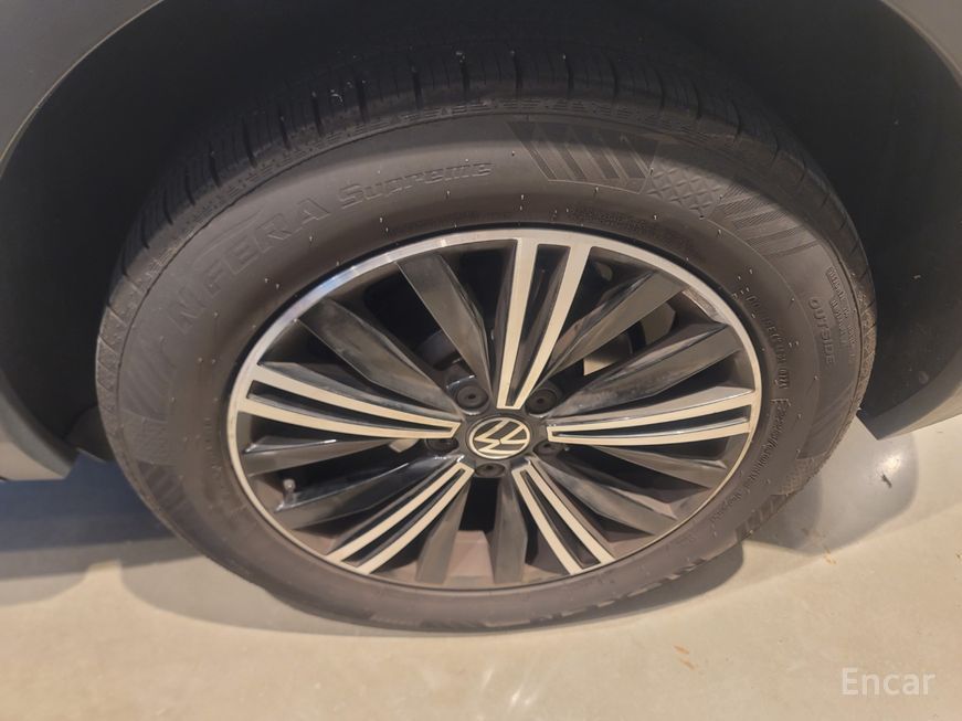 Volkswagen Tiguan - фото 5