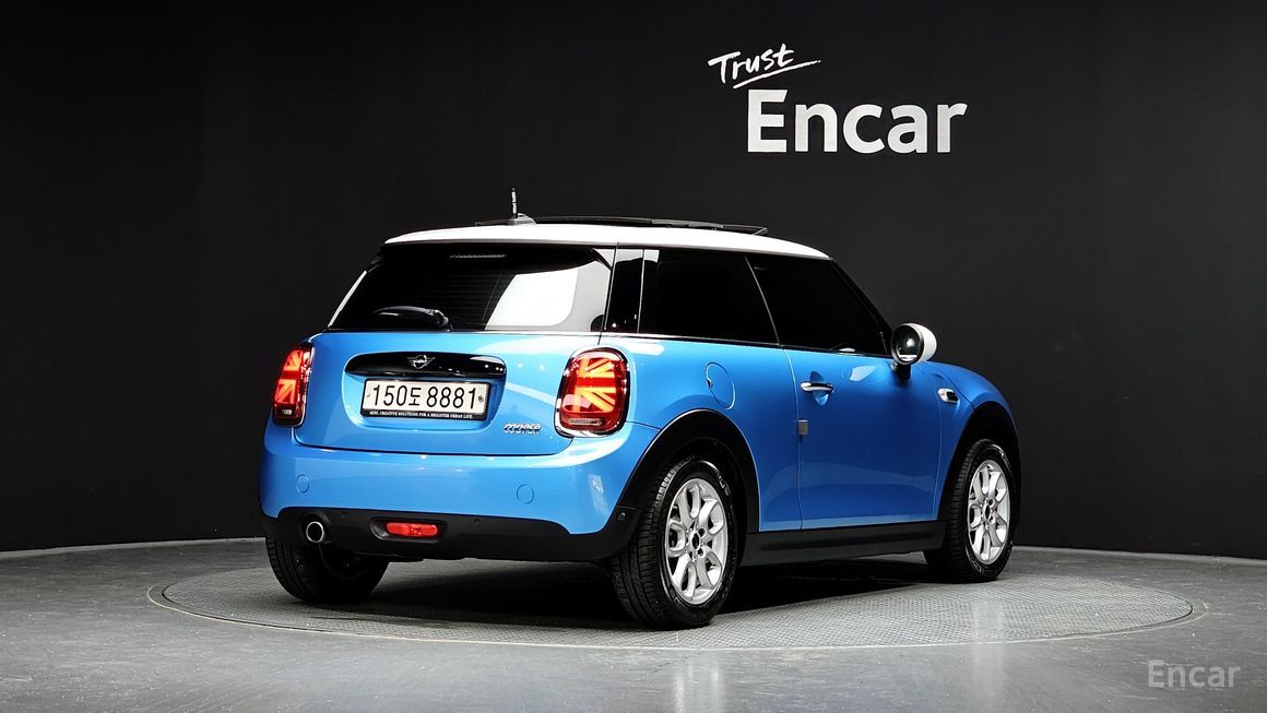 Mini Cooper - фото 1