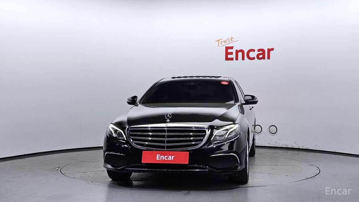 Mercedes-Benz E-Class - фото 2