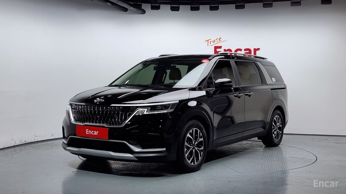 Kia Carnival - фото 0