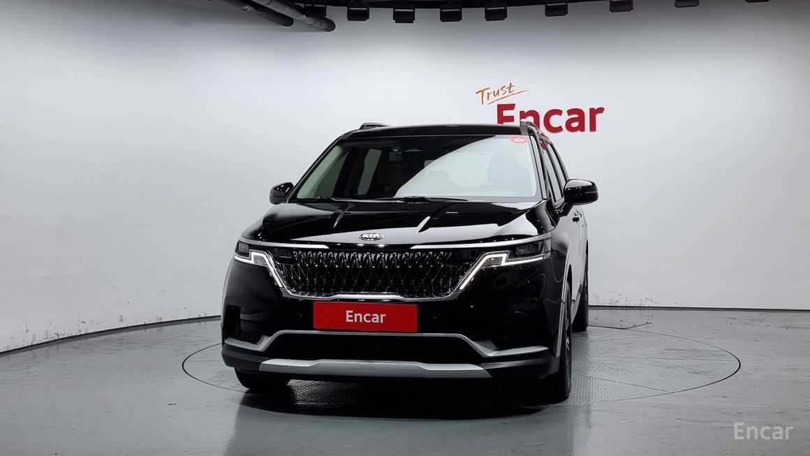 Kia Carnival - фото 2