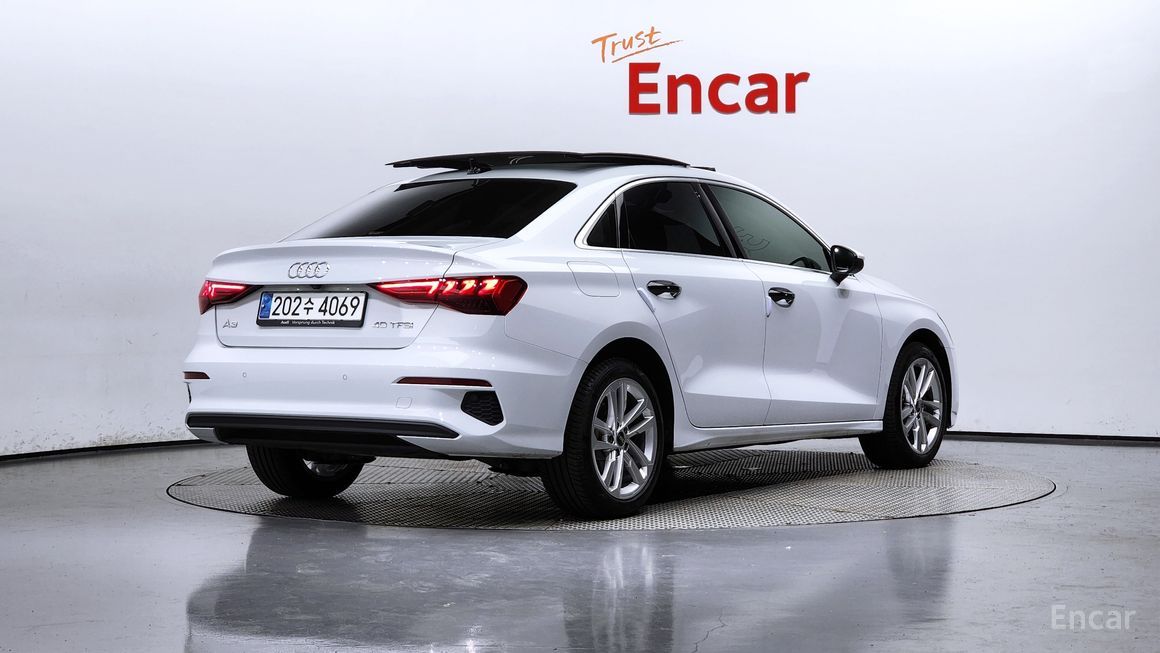 Audi A3 - фото 1