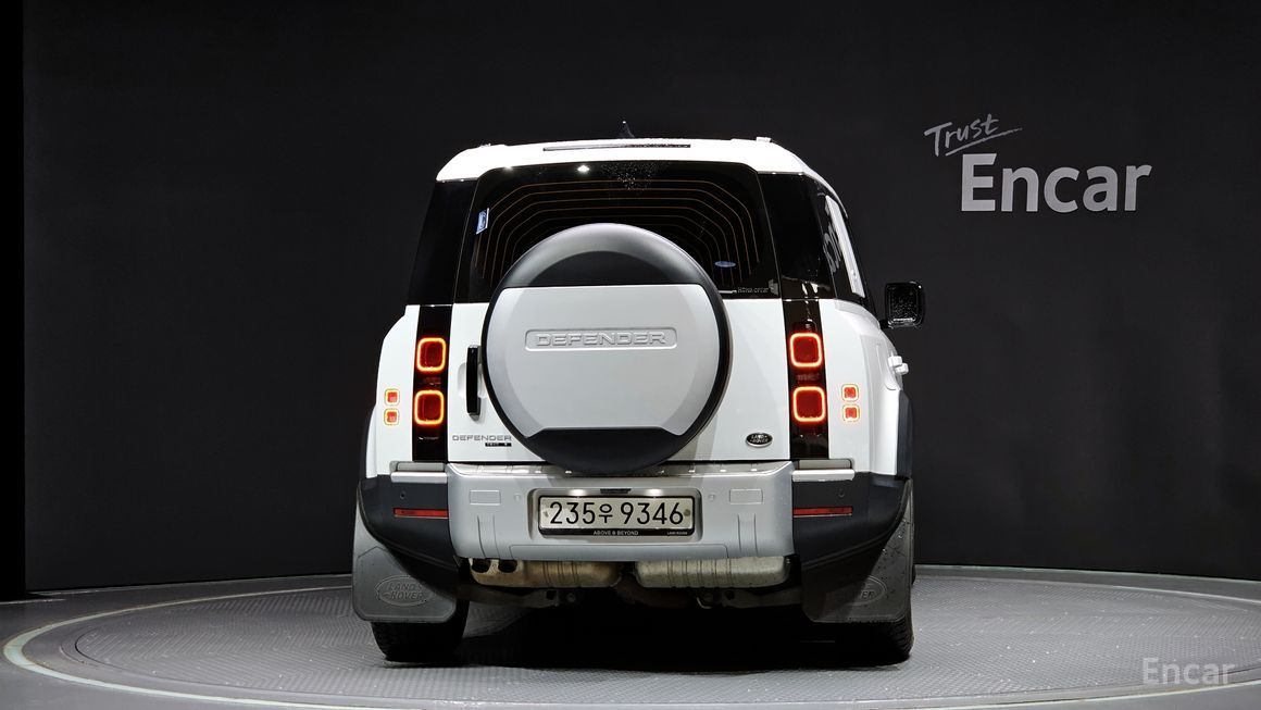 Land Rover Defender - фото 3