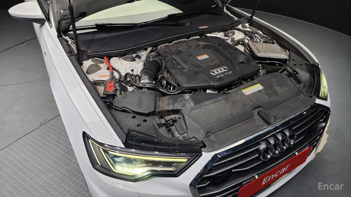 Audi A6 - фото 5