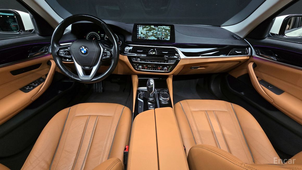 BMW 5 Series - фото 6