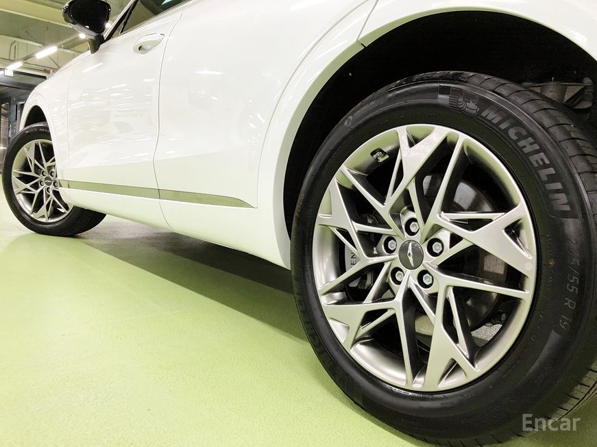 Genesis GV70 - фото 5