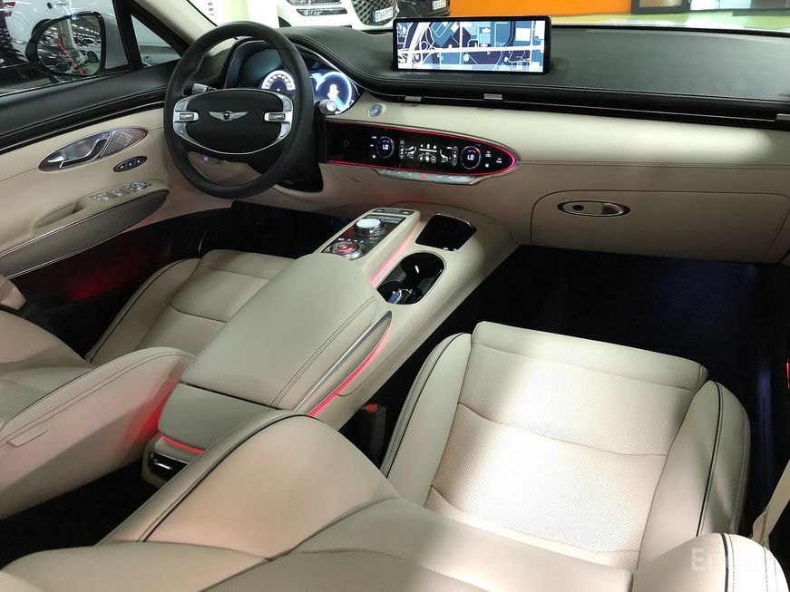 Genesis GV70 - фото 6