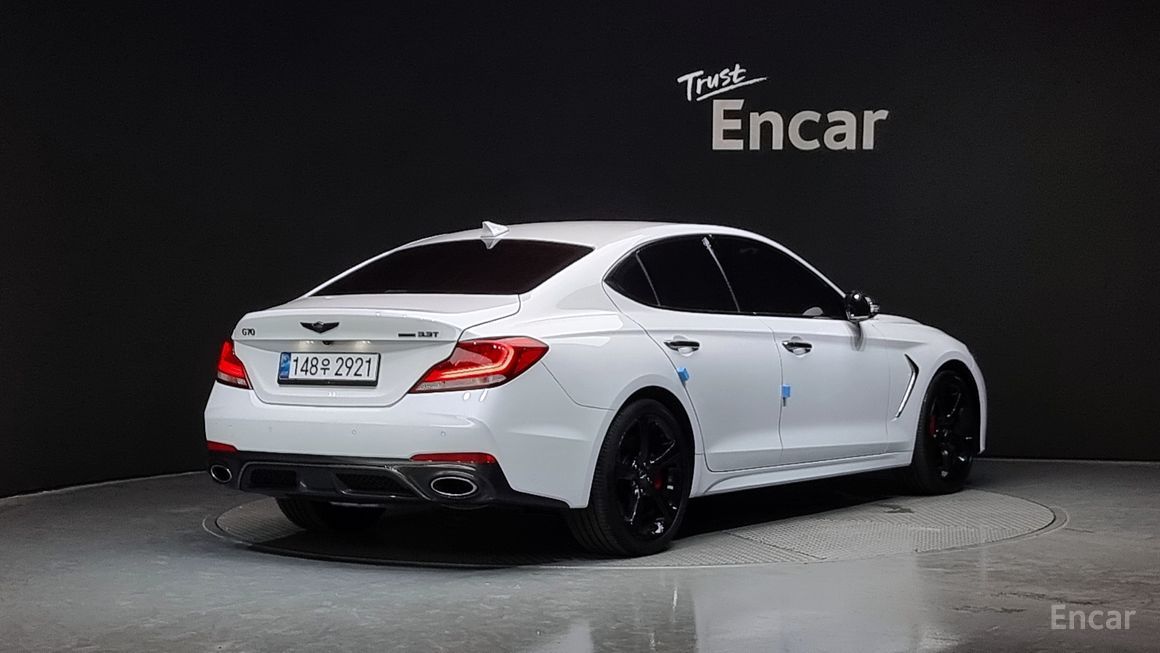 Genesis G70 - фото 1