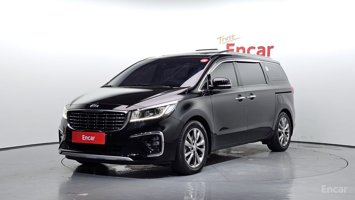 Kia Carnival - фото 0