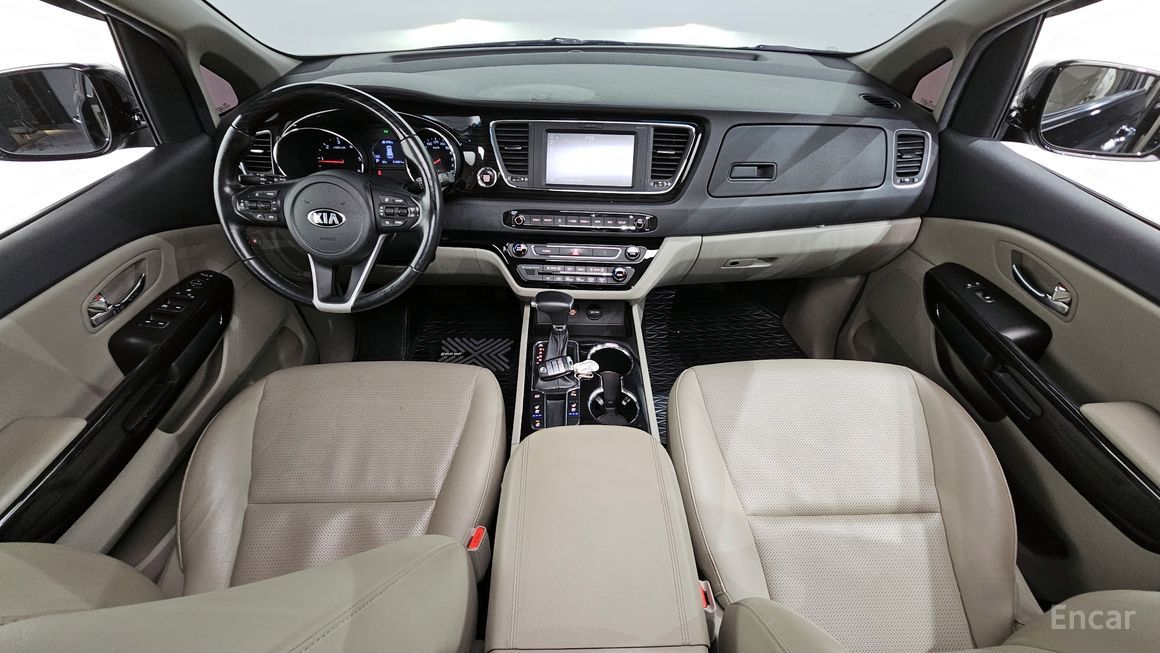 Kia Carnival - фото 6