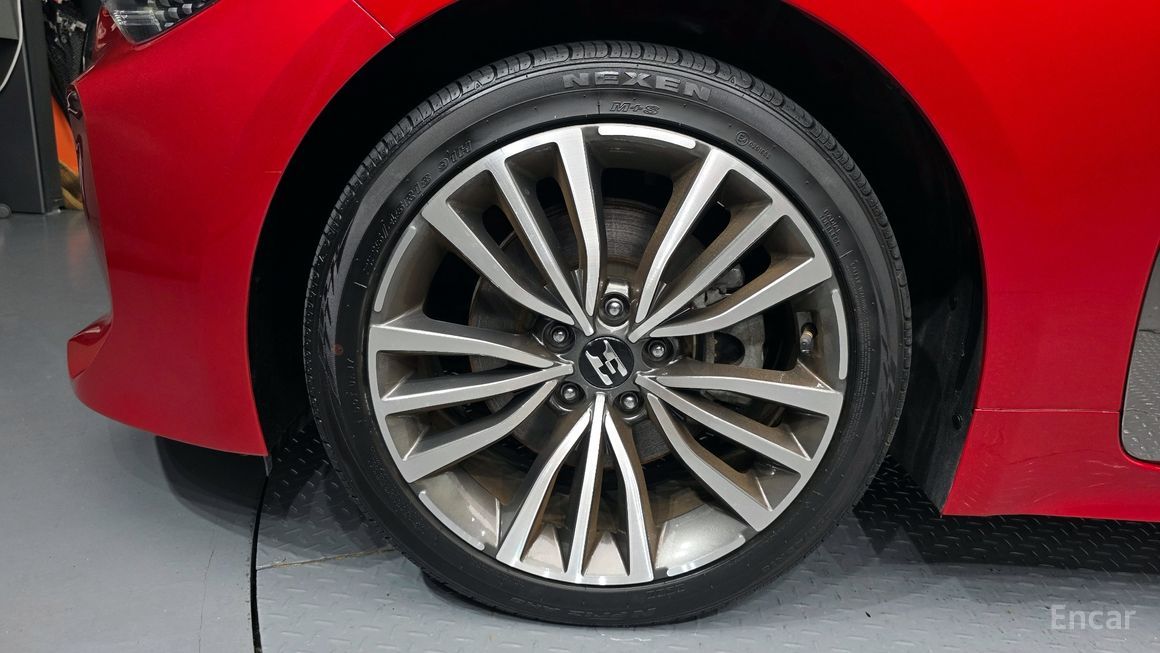 Kia Stinger - фото 4