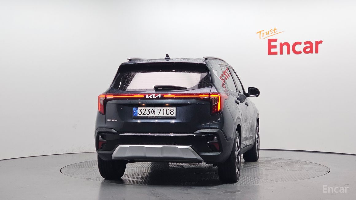 Kia Seltos - фото 3