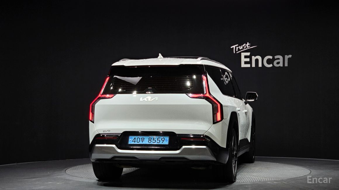 Kia EV9 - фото 3