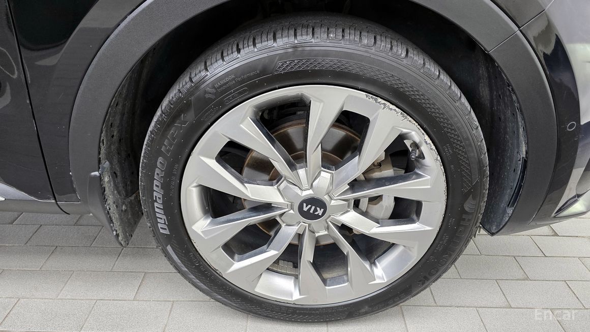 Kia Sorento - фото 4