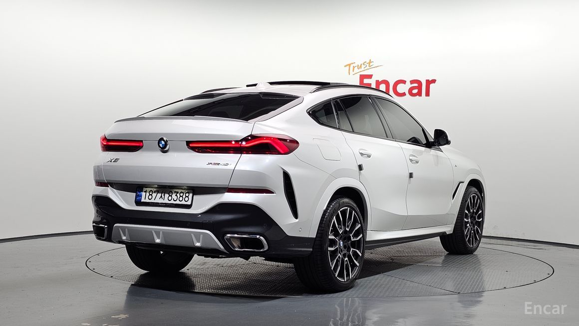 BMW X6 - фото 1