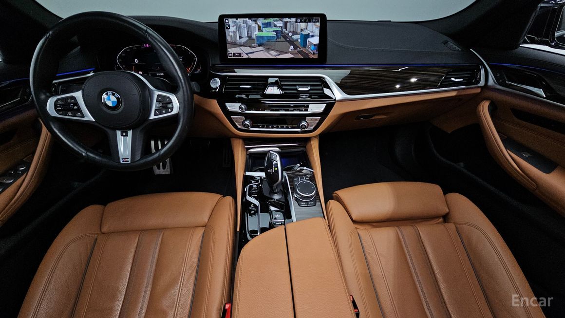 BMW 5 Series - фото 6