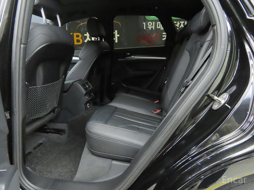 Audi Q5 - фото 5