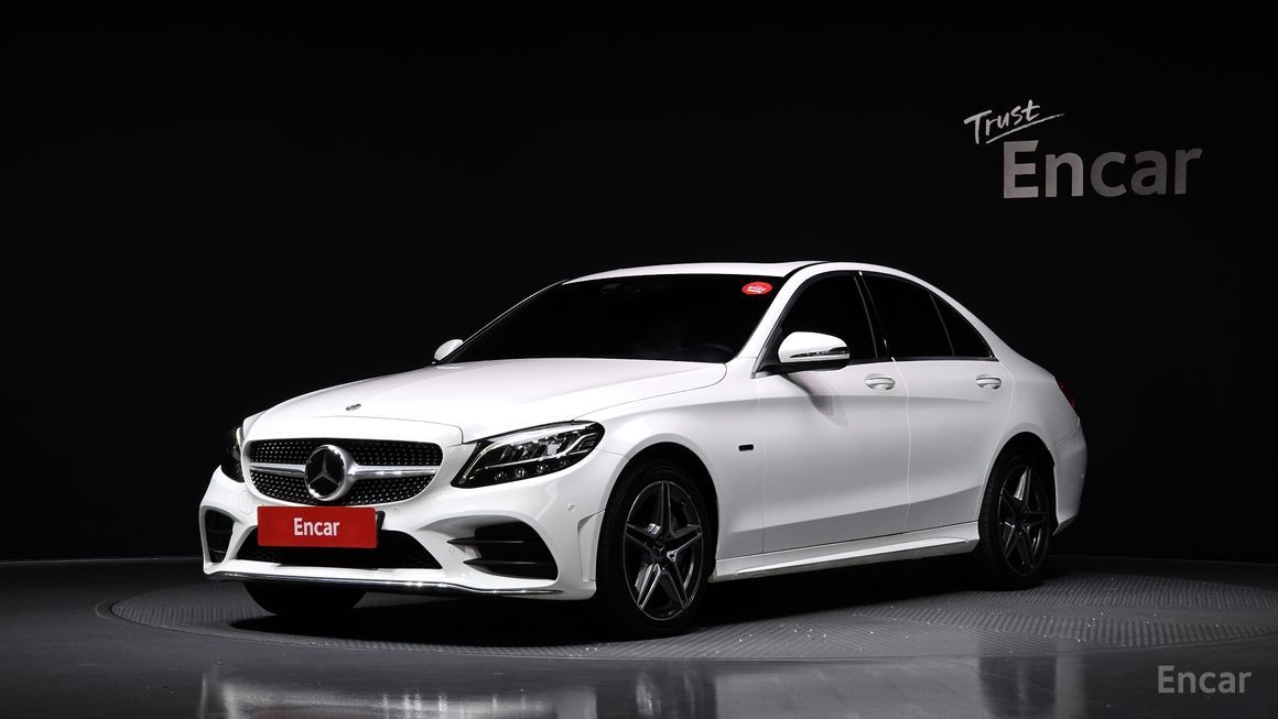 Mercedes-Benz C-Class - фото 0