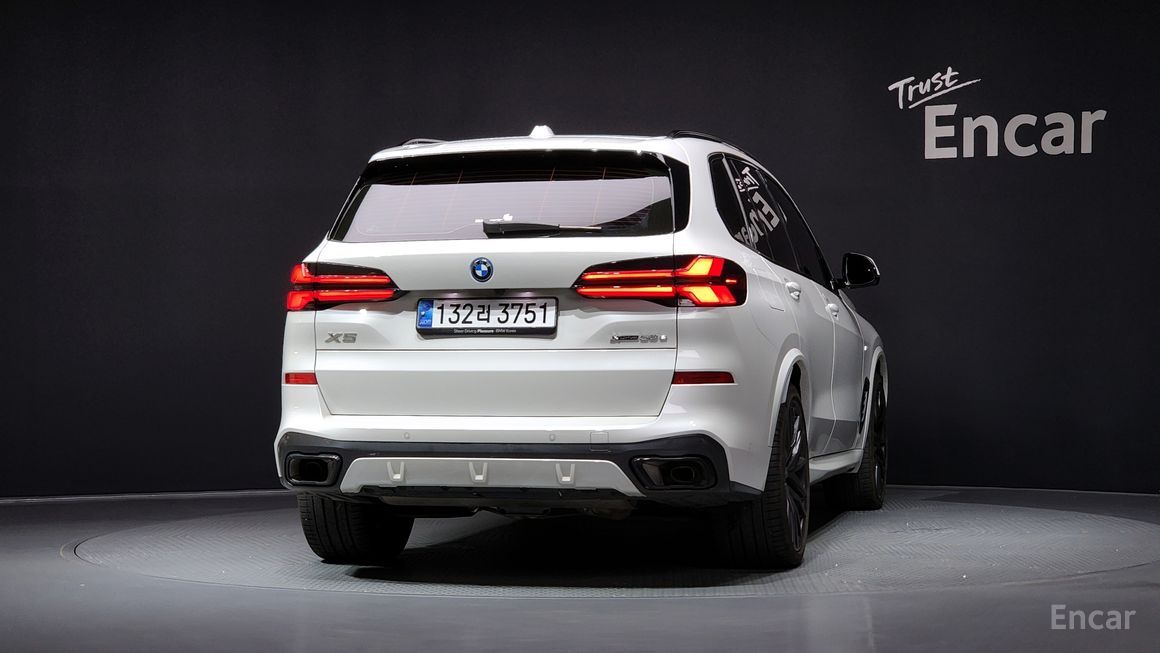 BMW X5 - фото 3