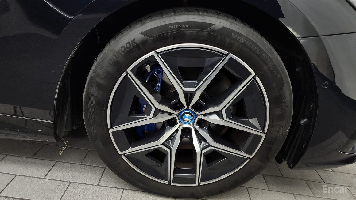BMW i5 - фото 4