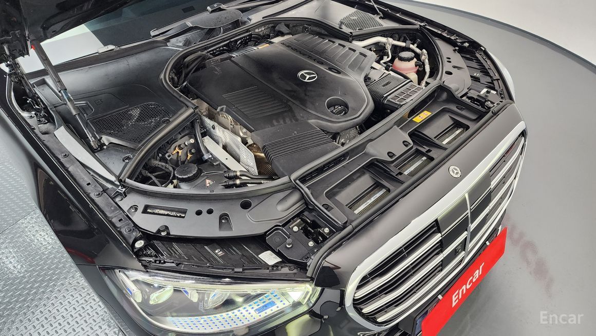 Mercedes-Benz S-Class - фото 5