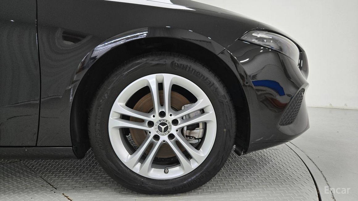 Mercedes-Benz A-Class - фото 4