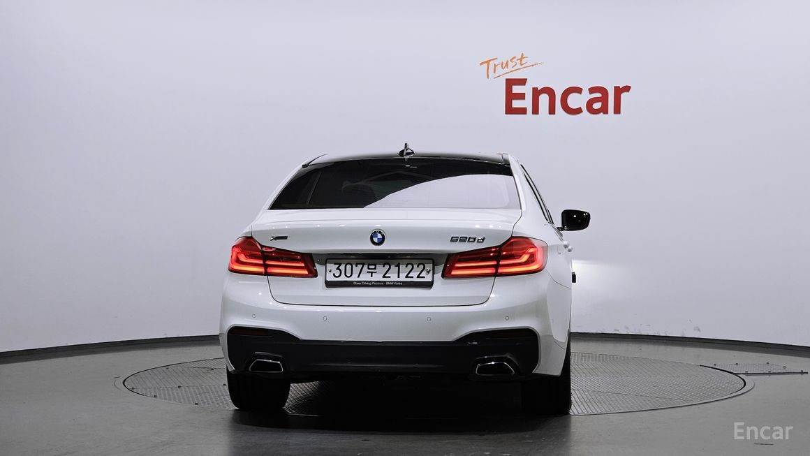 BMW 5 Series - фото 3