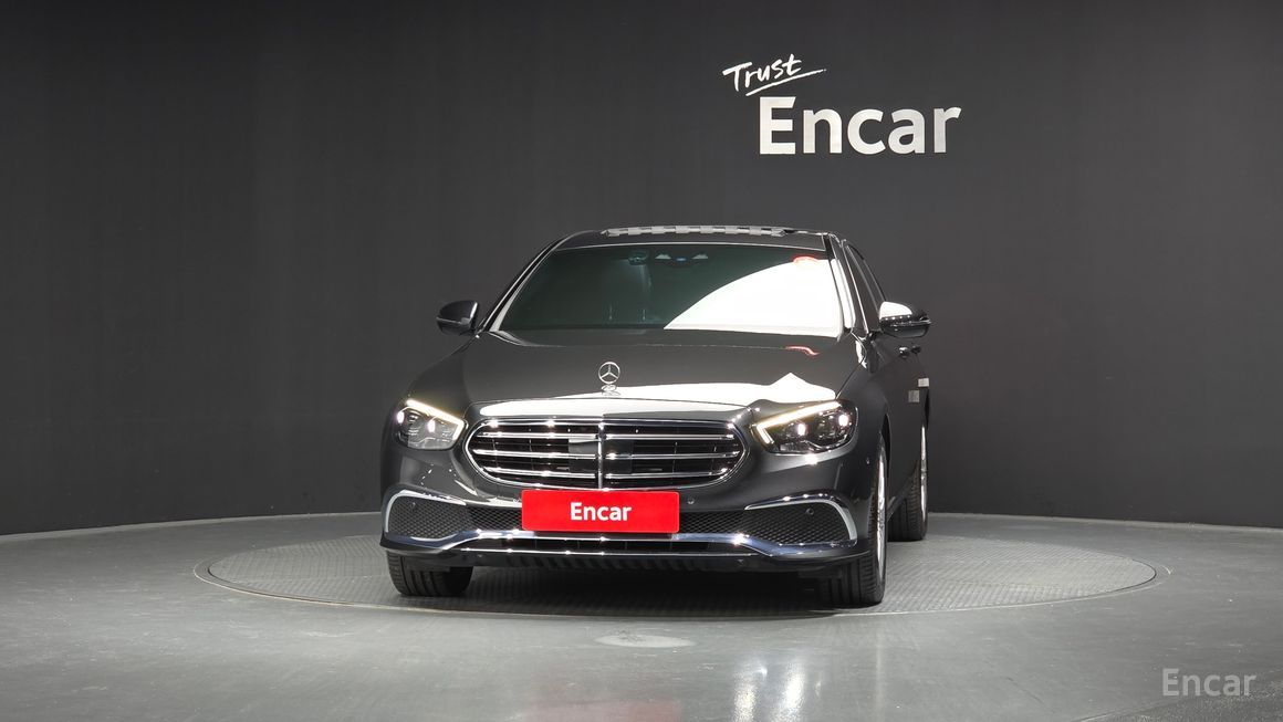 Mercedes-Benz E-Class - фото 2