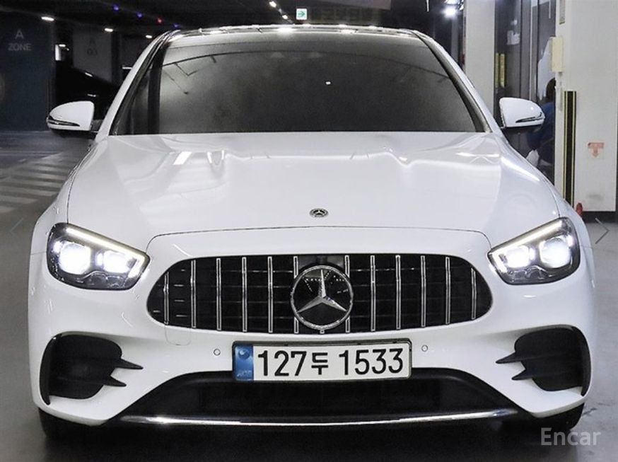 Mercedes-Benz E-Class - фото 1