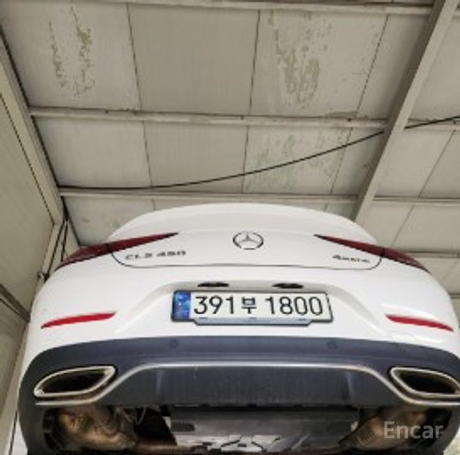 Mercedes-Benz CLS-Class - фото 1