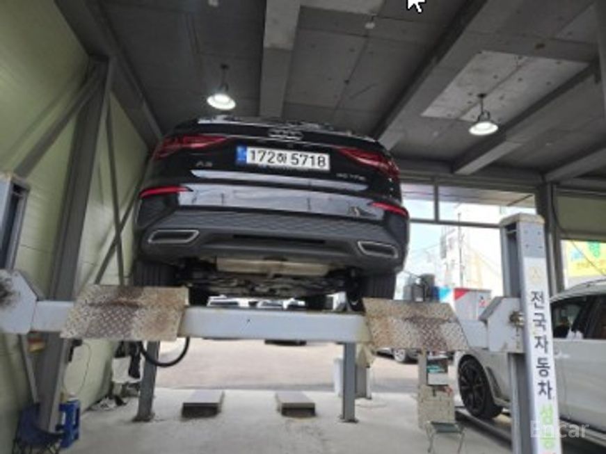 Audi A3 - фото 1