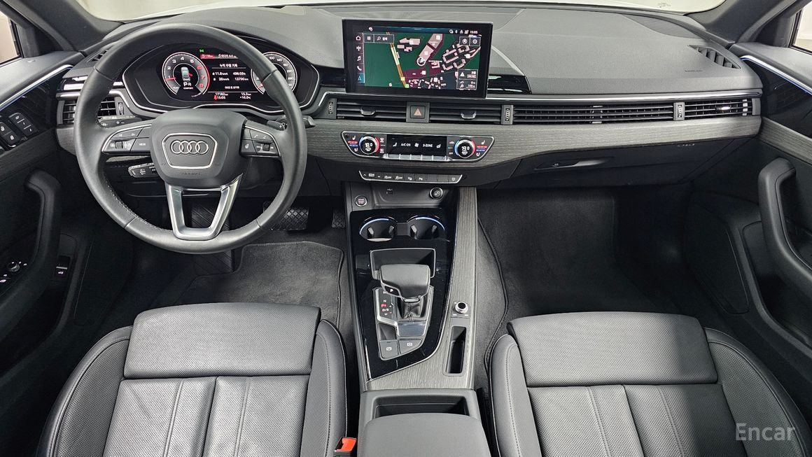 Audi A4 - фото 6