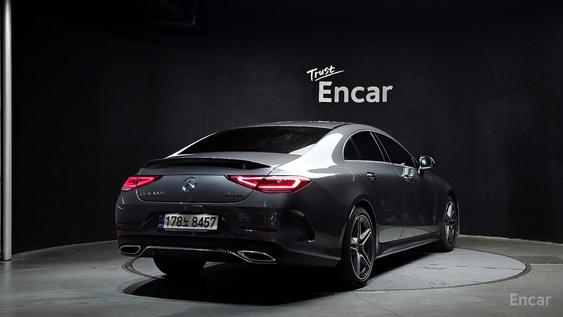 Mercedes-Benz CLS-Class - фото 1