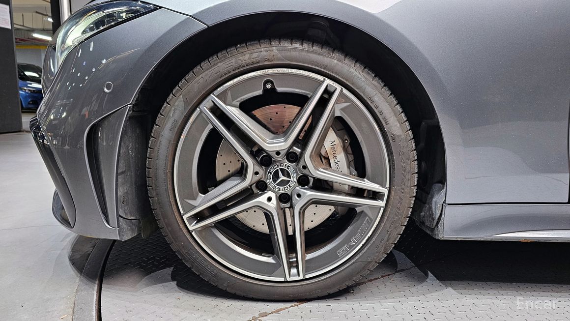 Mercedes-Benz CLS-Class - фото 4