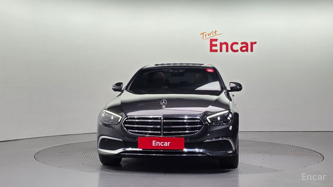 Mercedes-Benz E-Class - фото 2