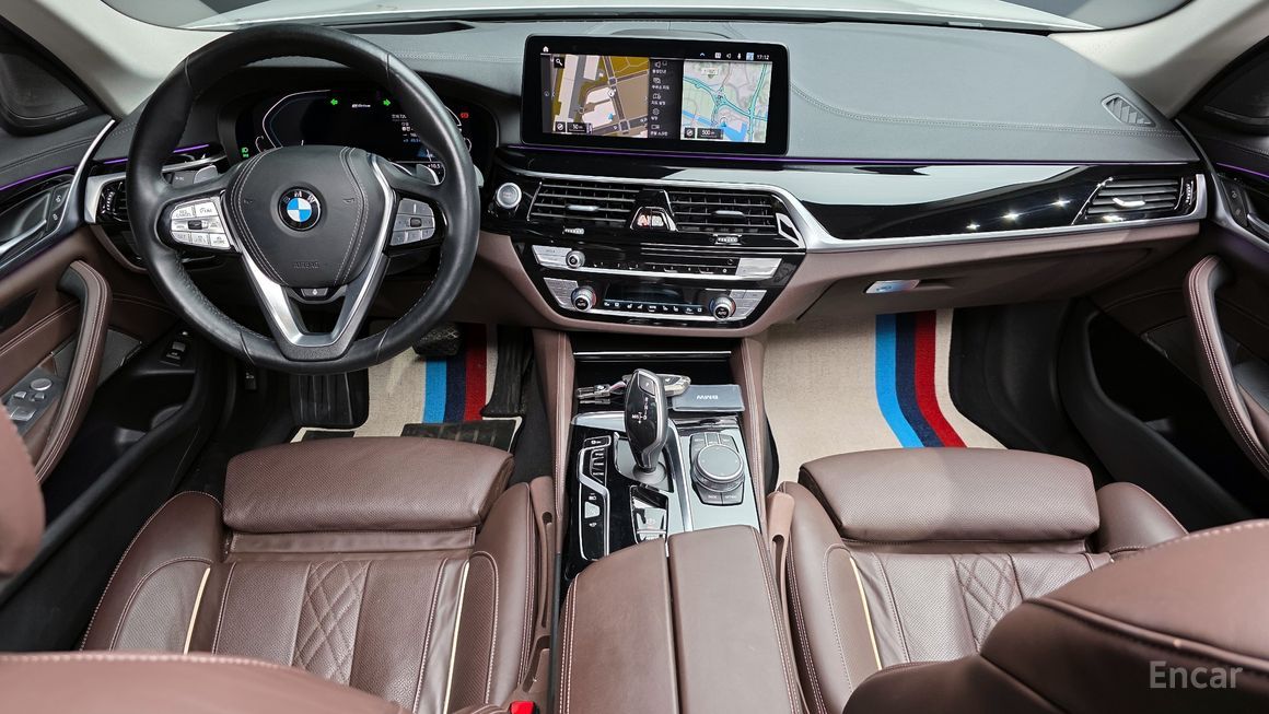 BMW 5 Series - фото 6