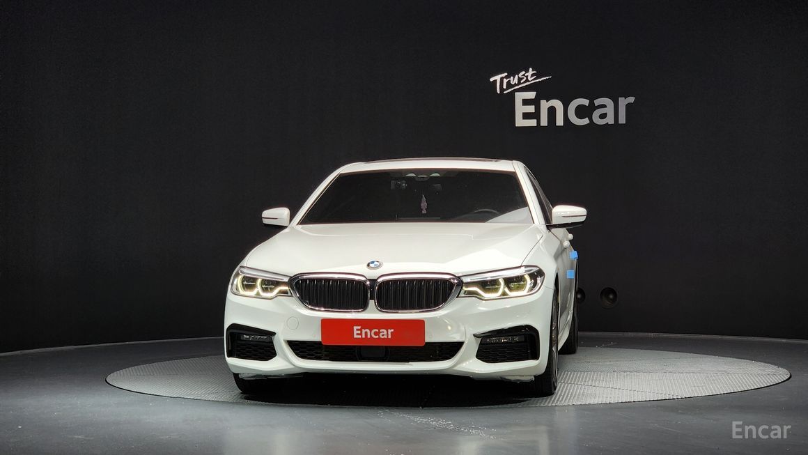 BMW 5 Series - фото 2