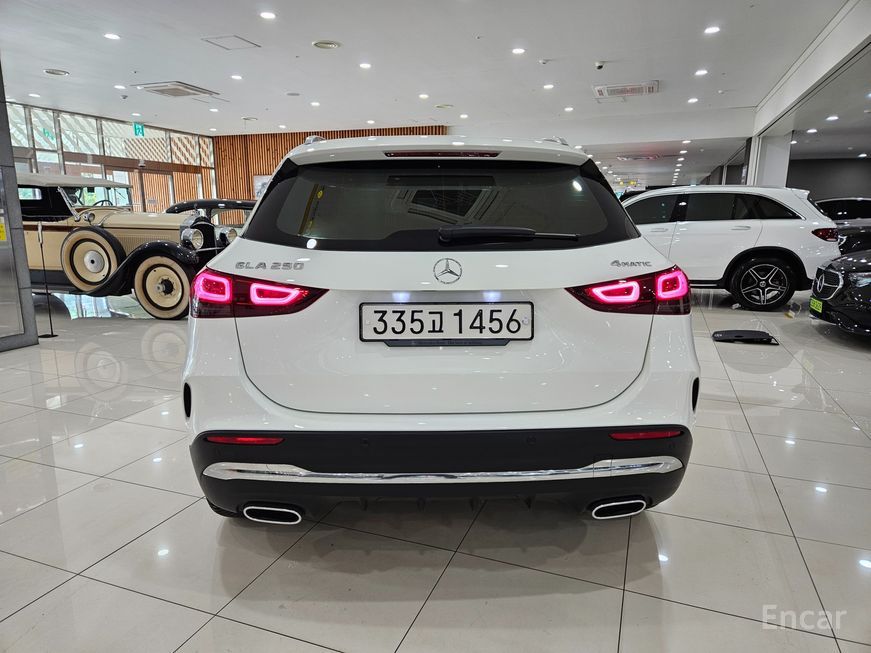 Mercedes-Benz GLA-Class - фото 3