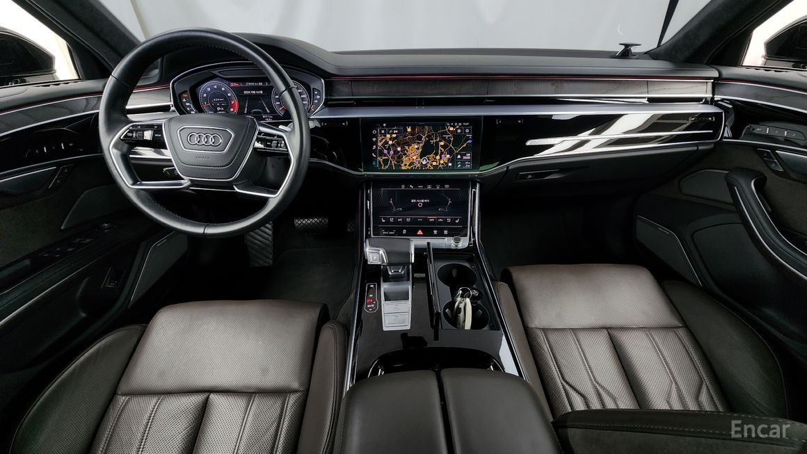 Audi A8 - фото 6
