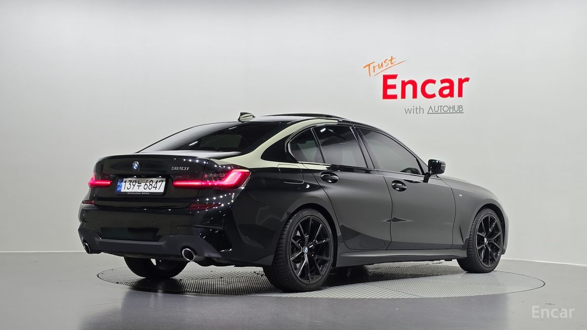 BMW 3 Series - фото 1