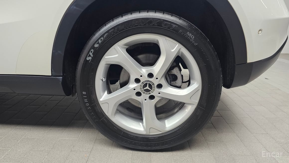 Mercedes-Benz GLA-Class - фото 4