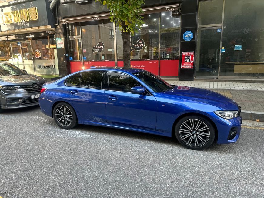 BMW 3 Series - фото 3