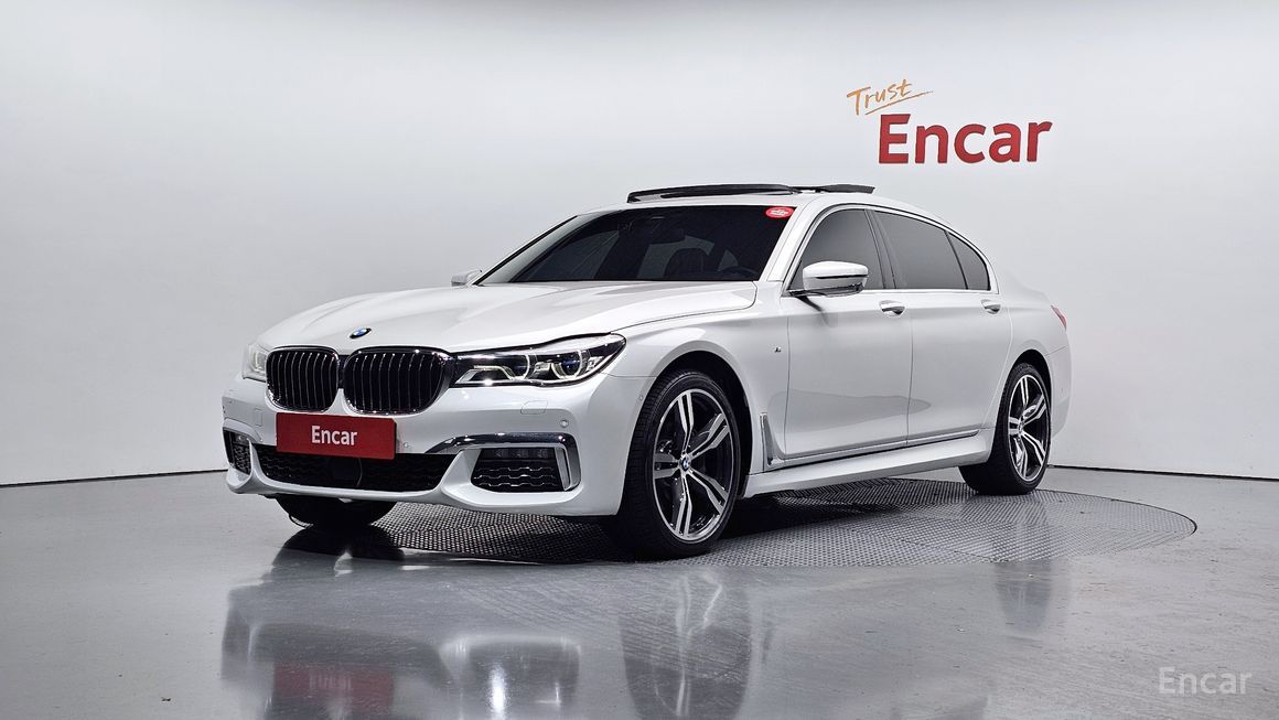 BMW 7 Series - фото 0
