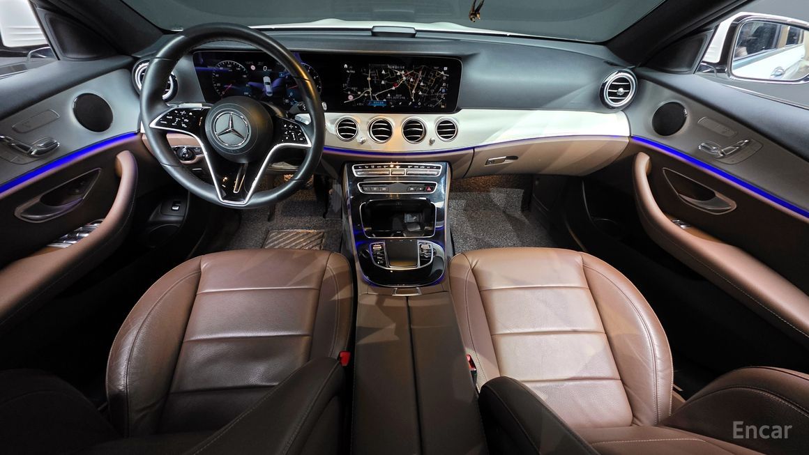 Mercedes-Benz E-Class - фото 6