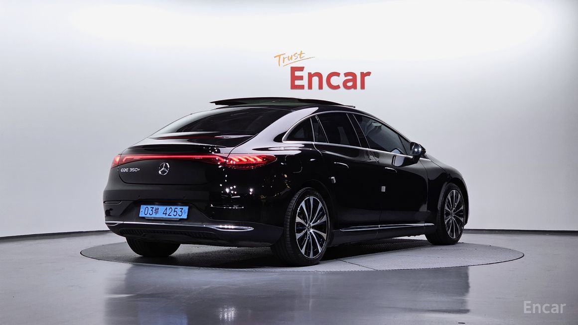 Mercedes-Benz EQE - фото 1