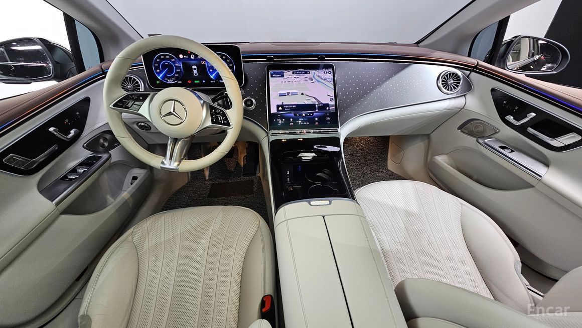 Mercedes-Benz EQE - фото 6