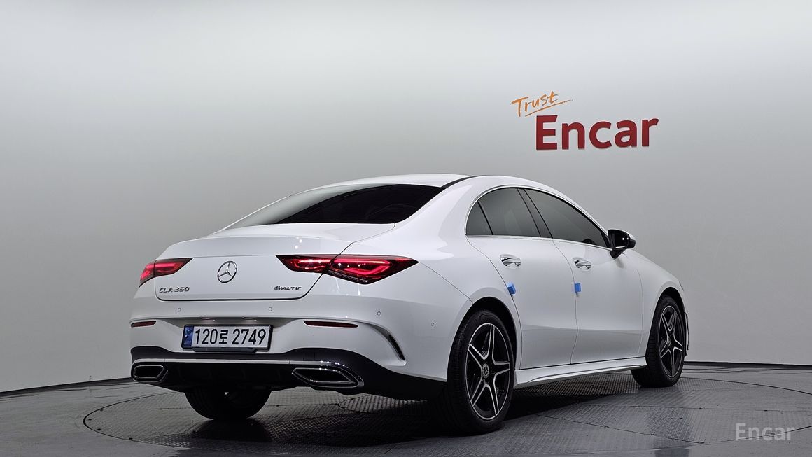 Mercedes-Benz CLA-Class - фото 1