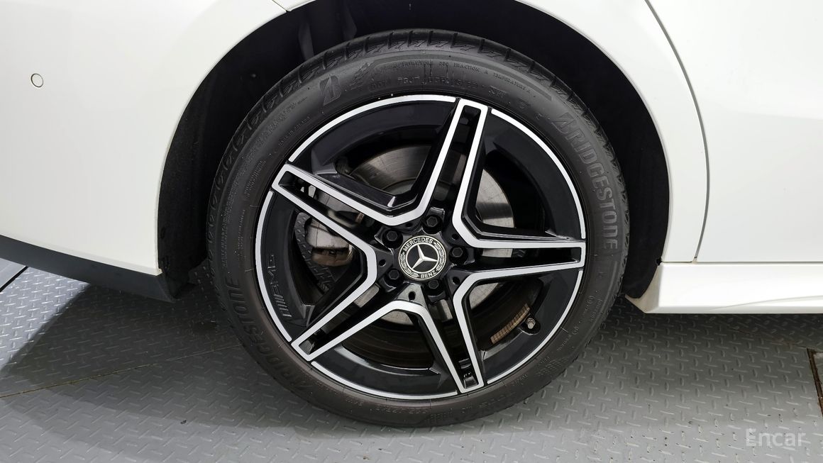 Mercedes-Benz CLA-Class - фото 4