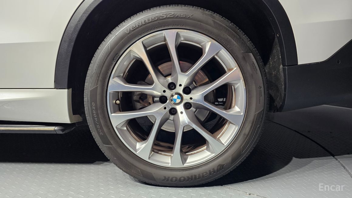 BMW X5 - фото 4