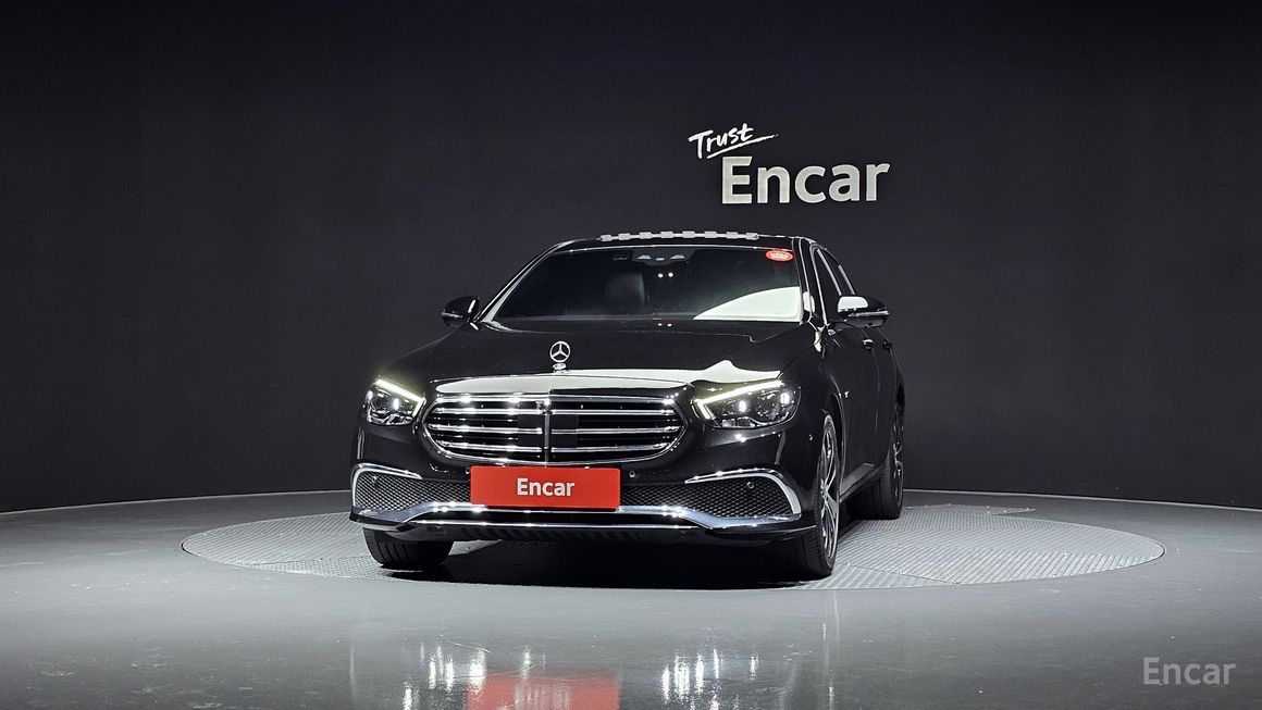 Mercedes-Benz E-Class - фото 2